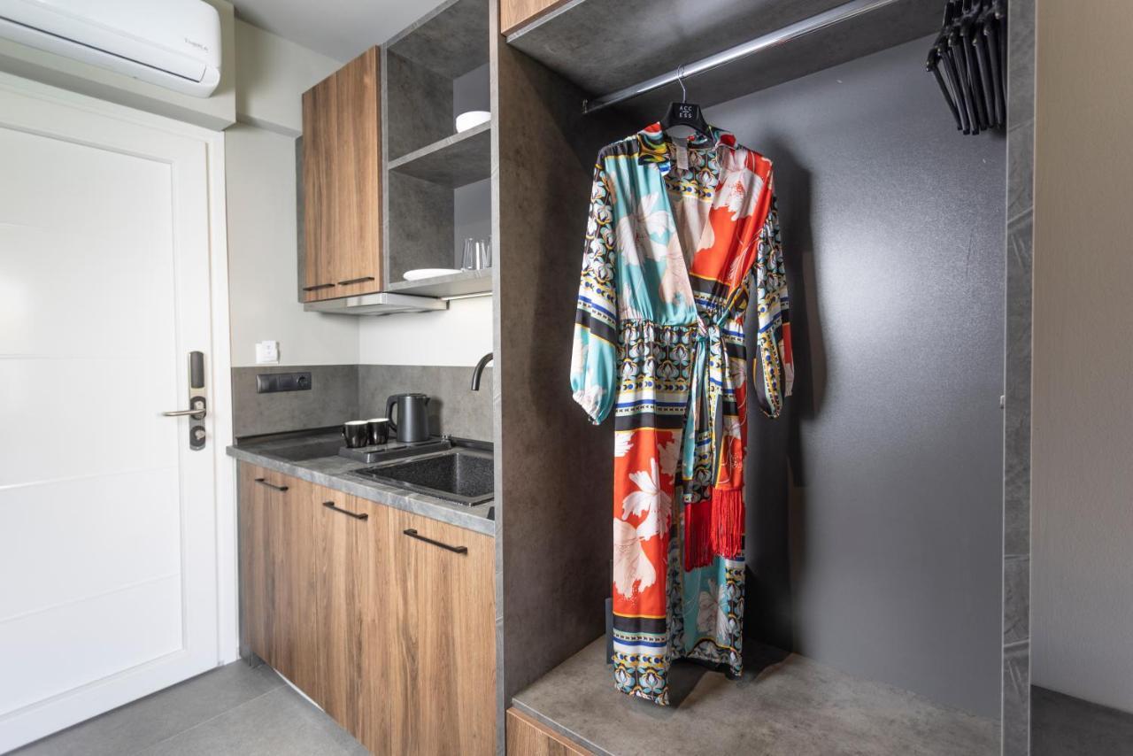 Notos Premium Holiday Apartments 페프코초리 외부 사진