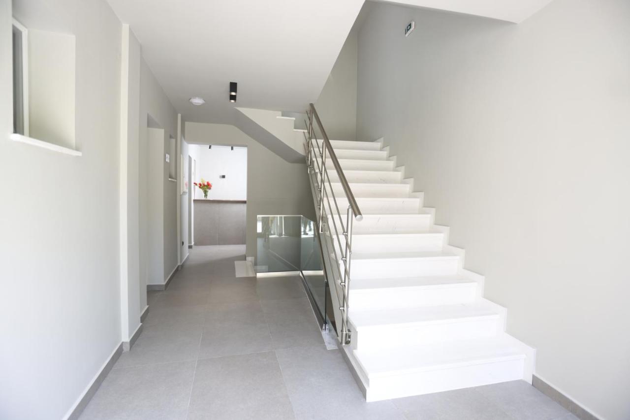 Notos Premium Holiday Apartments 페프코초리 외부 사진